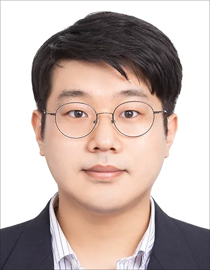 Seungchan Lee